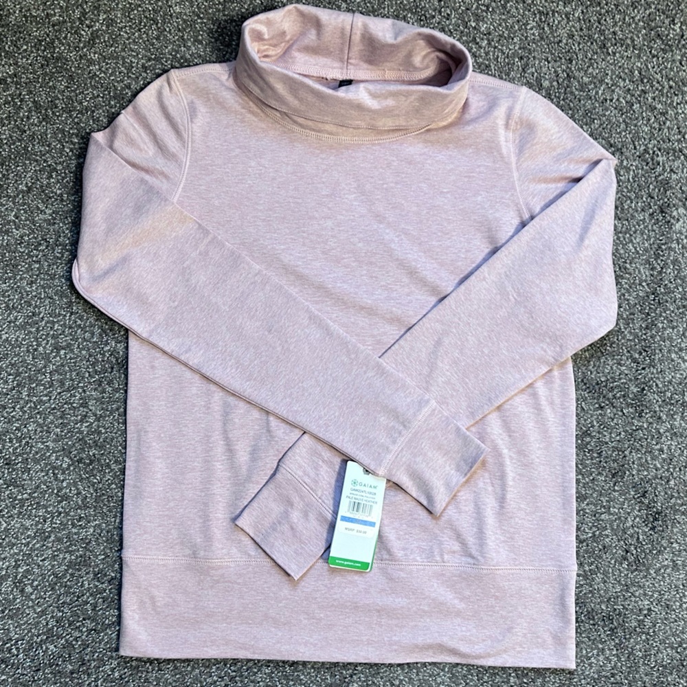 NWT!! GAIAM PINK YOGO SWEATSHIRT. Size XS